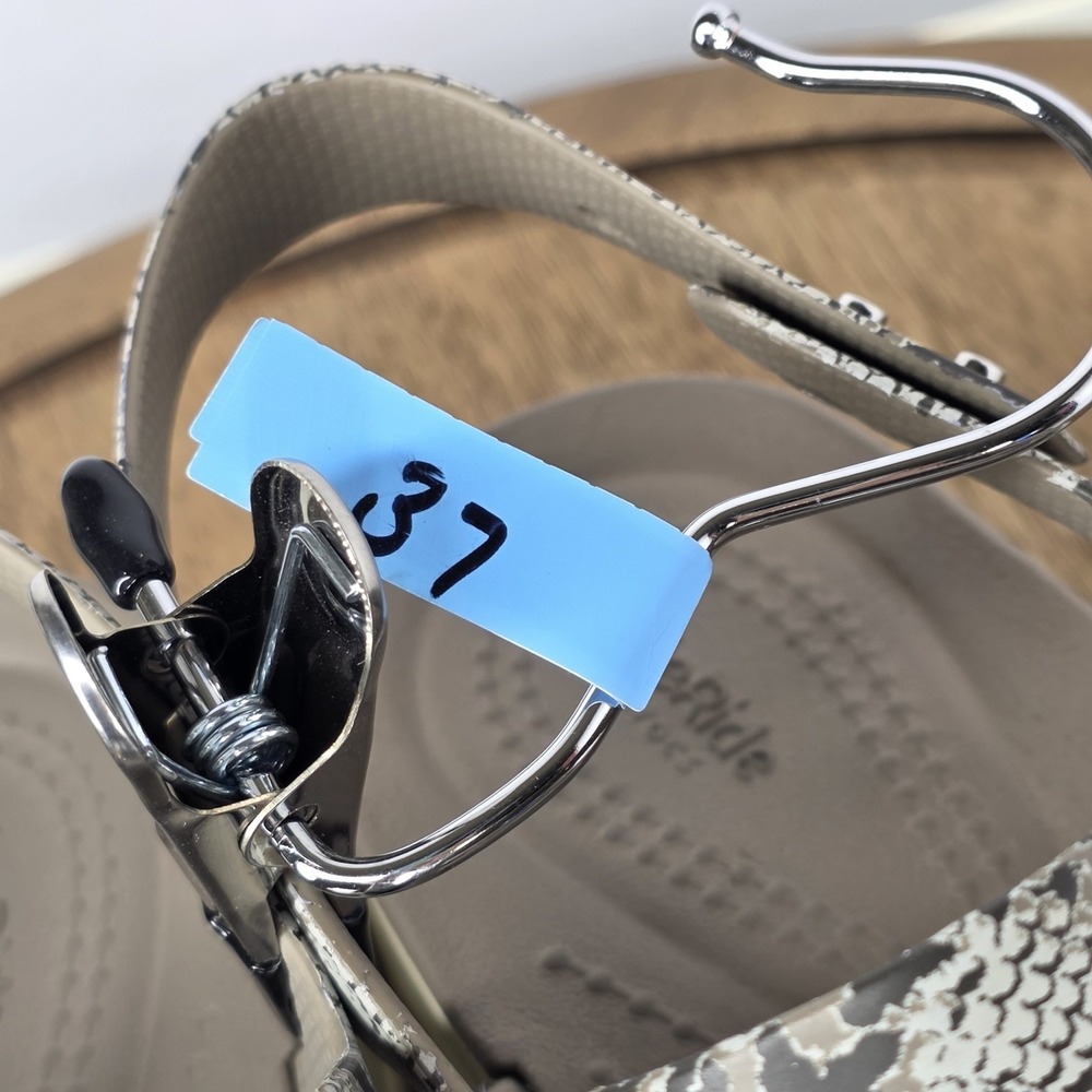 Crocs Brooklyn SNAKE Low Wedge Platform Sandal Womens size Beige Minimalist - Picture 10 of 10